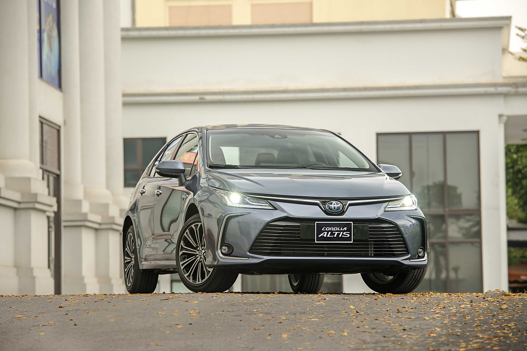 Toyota Corolla Altis 1.8V 2024