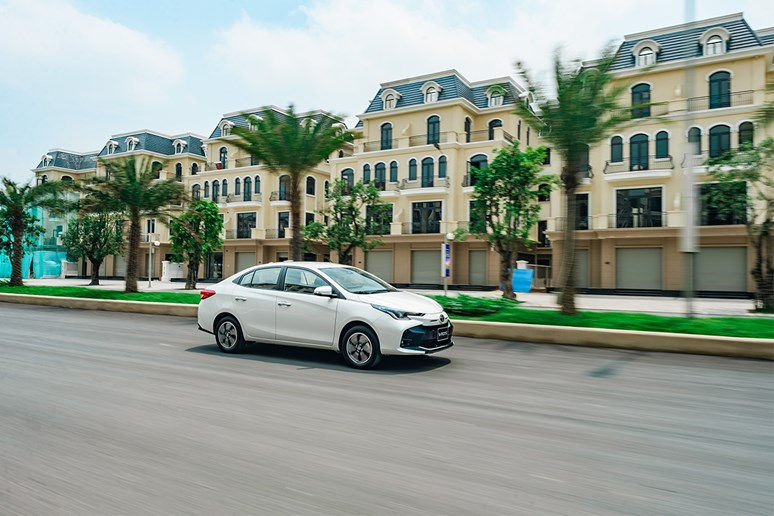 động cơ và vạn hành